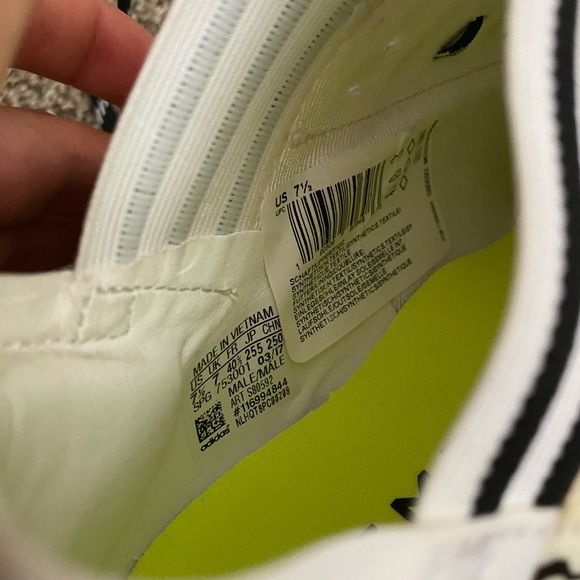 ADIDAS Nemesis  17.2 - Picture 2 of 2